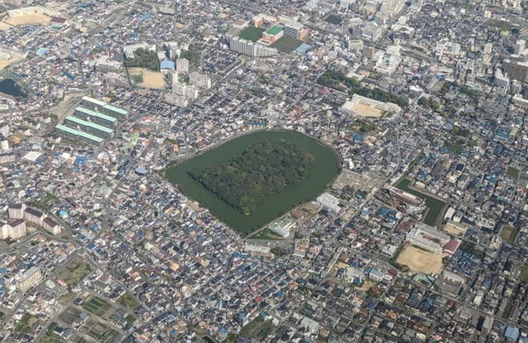 高槻市の不動産売却-「お墓に近い不動産は売却が難しくなる？」
