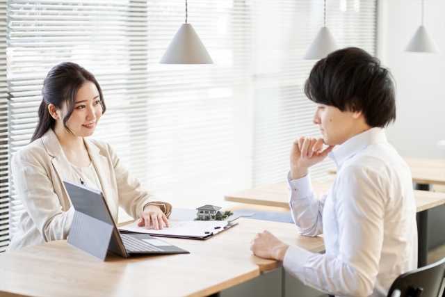 高槻市の不動産売却-「不動産を売却する際は誰に相談する？」